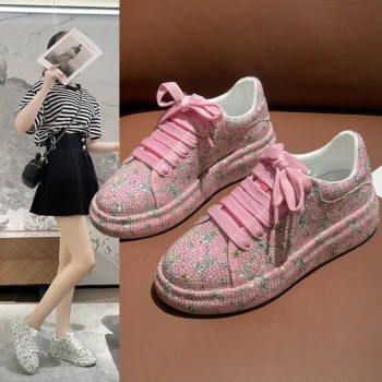 Designer shoe Leather Lace Up Women's Fashion Platform Sneakers Black White Women's Luxury velvet suede Casual Shoes Chaussures