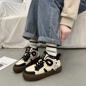 Color Blocking Retro Shoes Women's Breathable Sports Shoes Lightweight Black White Thick Soled Sports Shoes Platform Sneakers