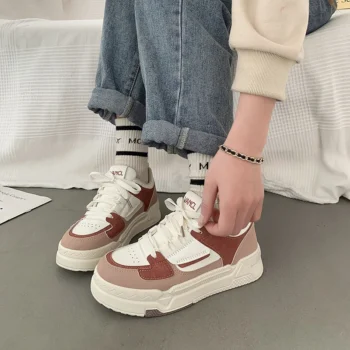 2024 Spring Autumn New Color blocked Flat Shoes for Women Thick soled Casual Shoes Trendy and Fashionable Women's Sports Shoes